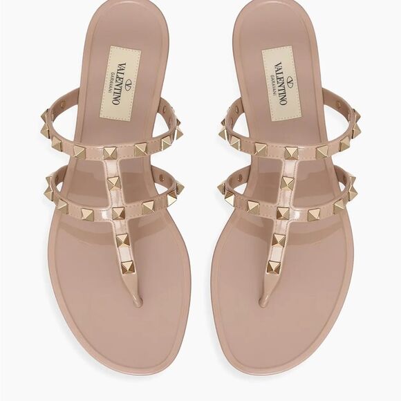 NWT Valentino Garavani Nude Sandals with Gold Studs 39 With Dust bag - Picture 3 of 7